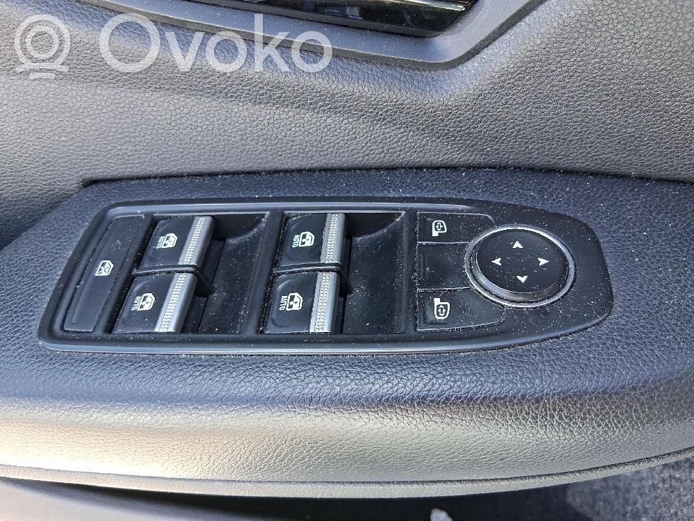 Renault Megane E-Tech Electric window control switch 