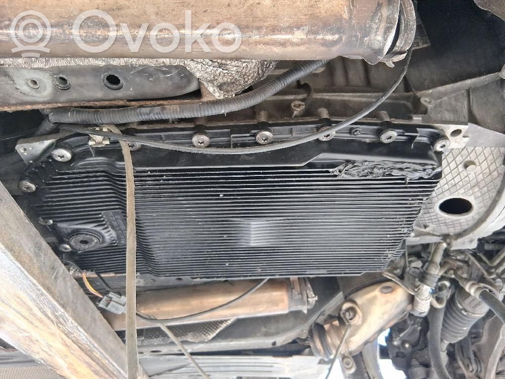 Manual 5 speed gearbox   ZF,C2Z11210E