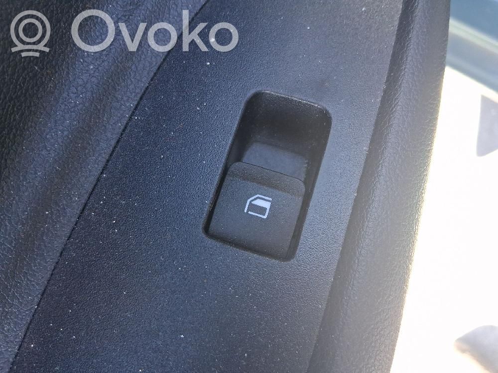 Hyundai i20 (BC3 BI3) Comutator comandă geamuri electrice