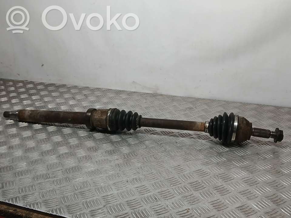 Ford Focus Priekinis pusašis 