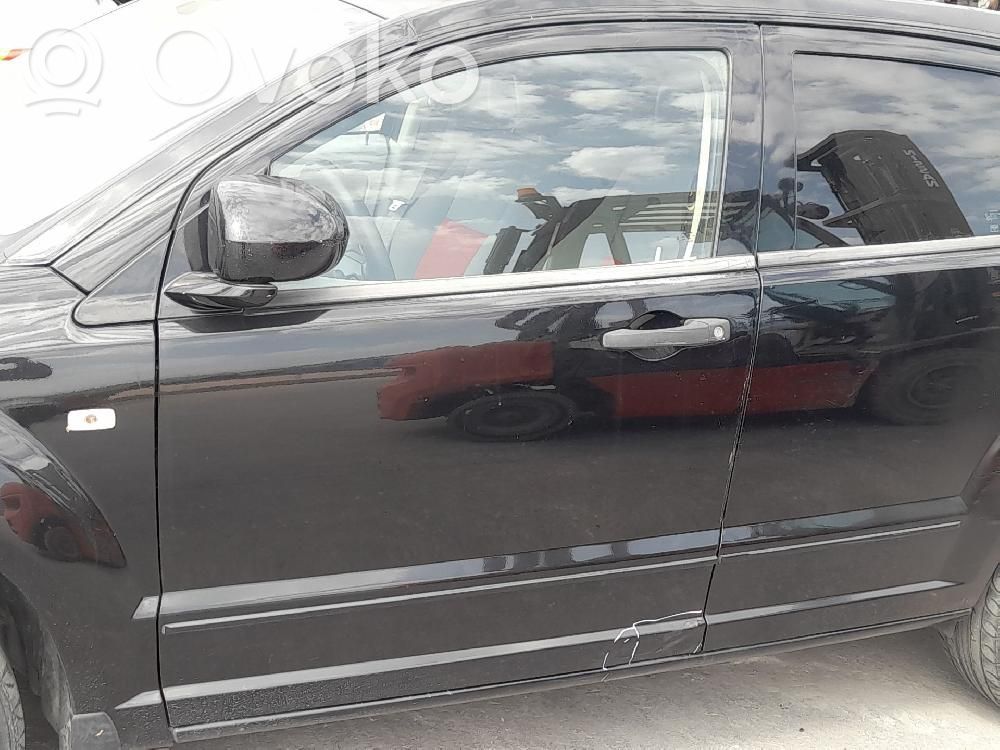 Dodge Caliber Дверь 