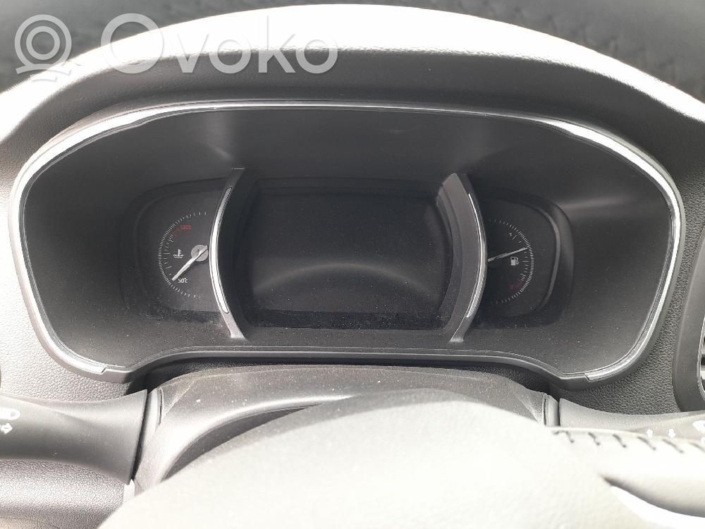 Renault Megane IV Licznik / Prędkościomierz