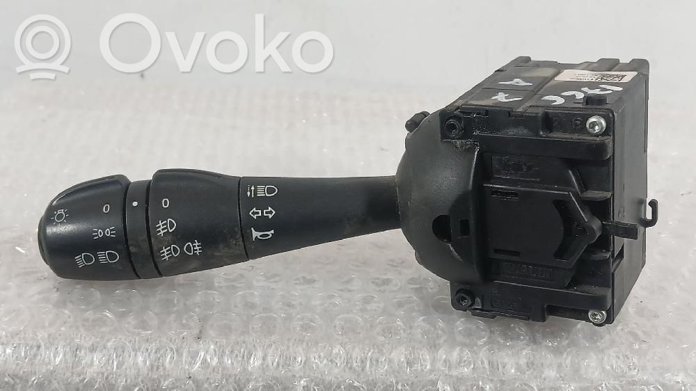 Dacia Duster Interruptor de luz 