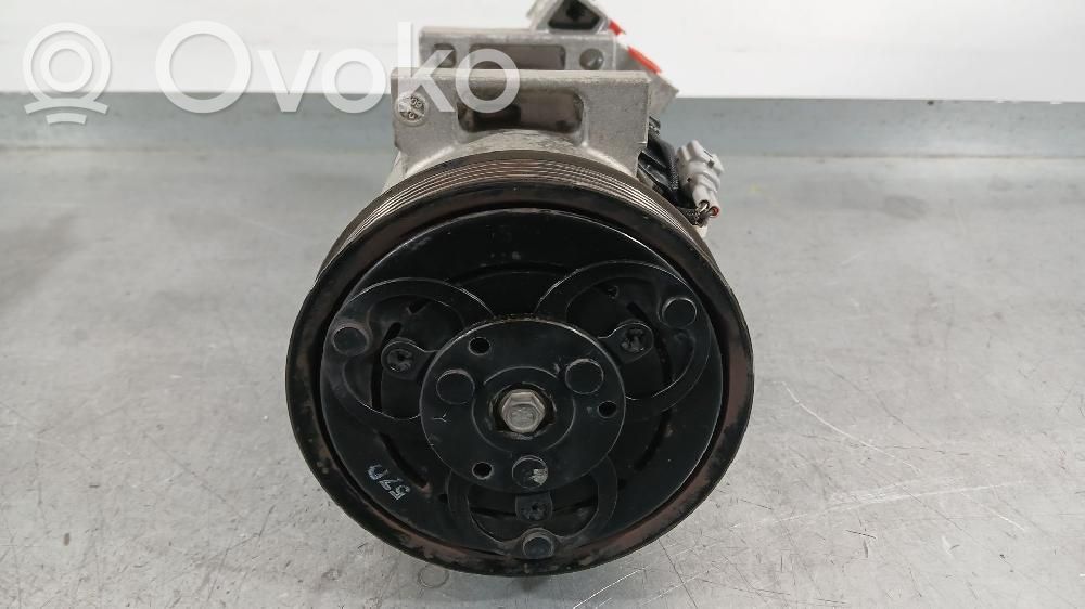 Kompresor / Sprężarka klimatyzacji A/C   926004990R,6113393051