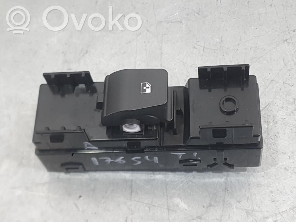 Interruptor del elevalunas eléctrico   93581G3010