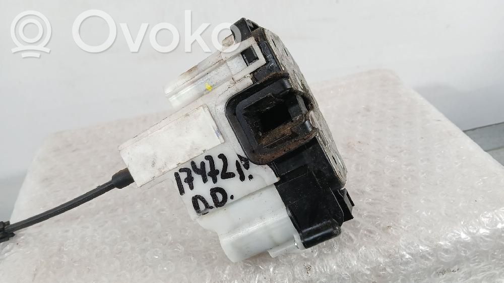 Fiat 500 Zamek drzwi przednich 