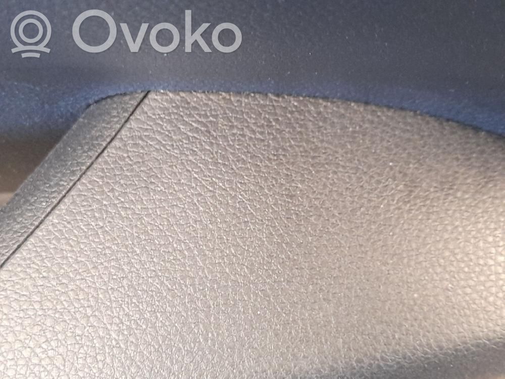 KIA Stonic Macara ușă față cu motor 
