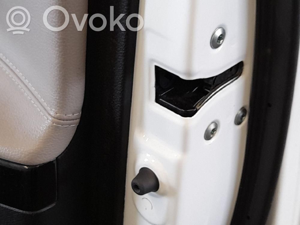 KIA Ceed Zamek drzwi przednich 