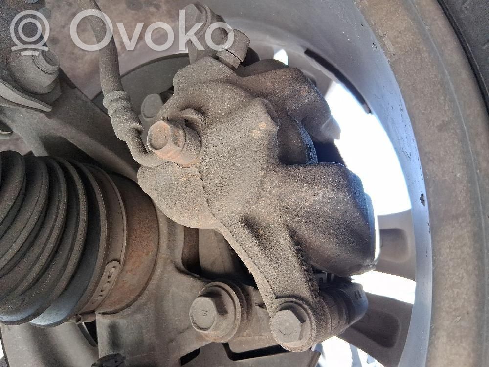 Honda CR-V Zacisk hamulcowy przedni 