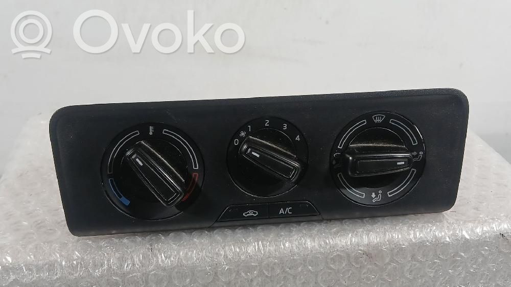 Skoda Fabia Mk3 (NJ) Panel klimatyzacji 