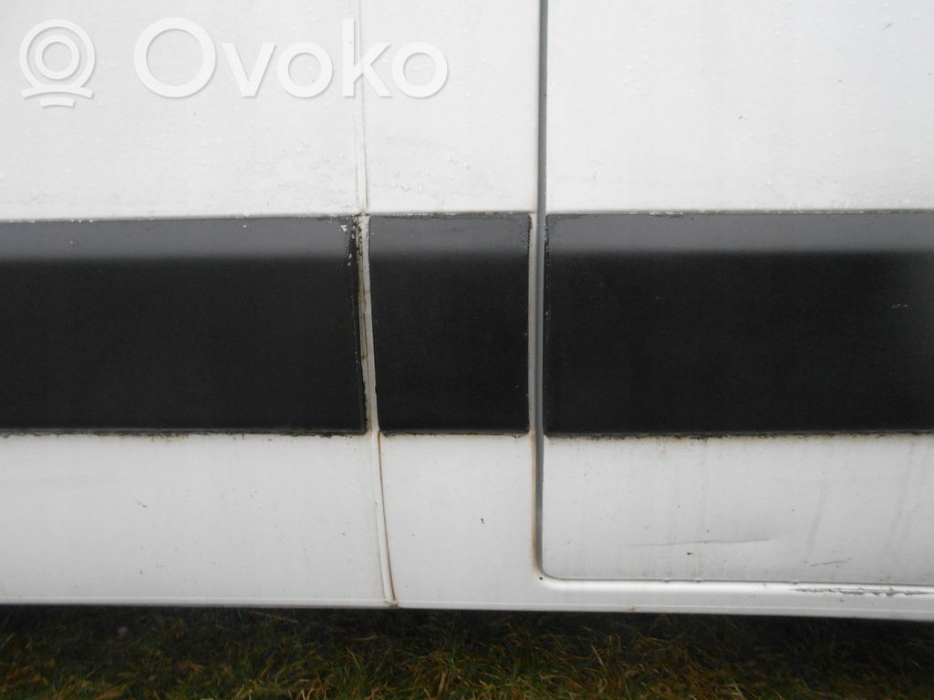 Renault Master III Listwa wykończeniowa drzwi przesuwanych 