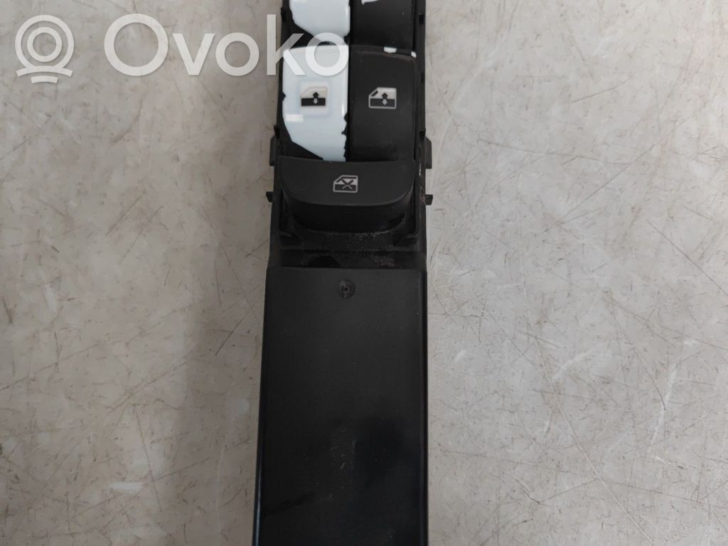 Electric window control switch   12772023
