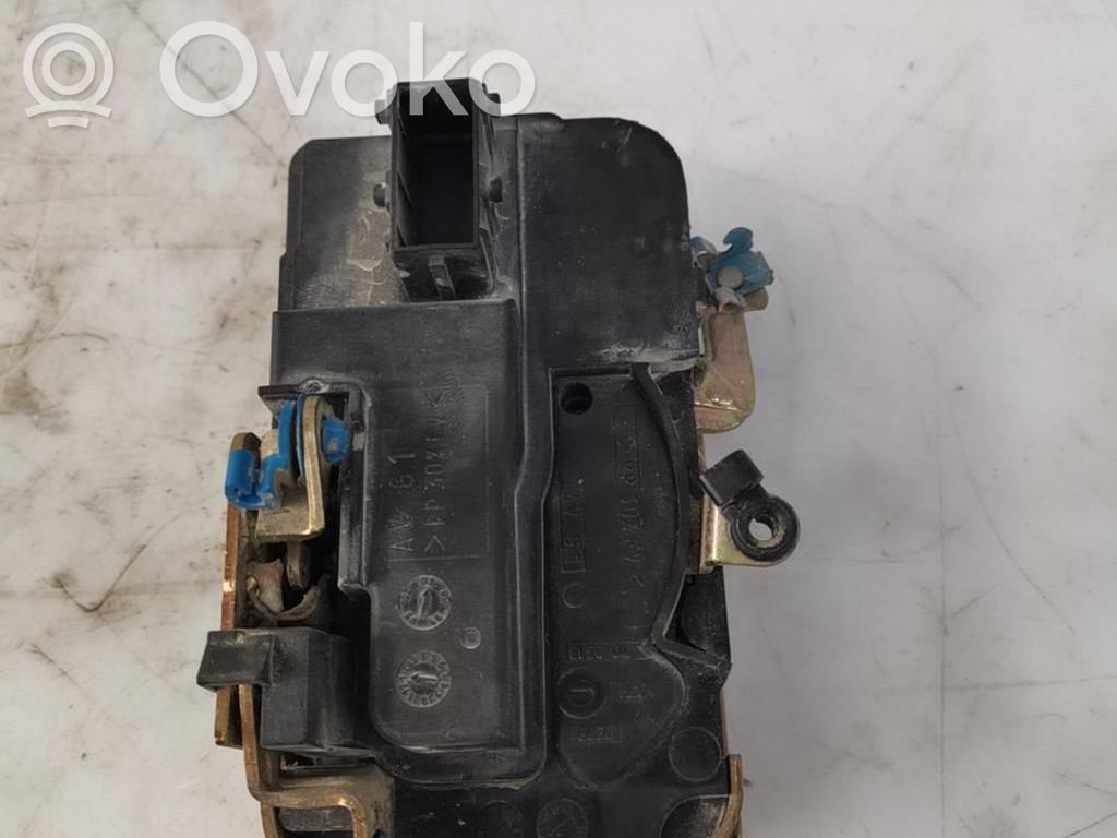 Citroen Berlingo Zamek drzwi przednich 