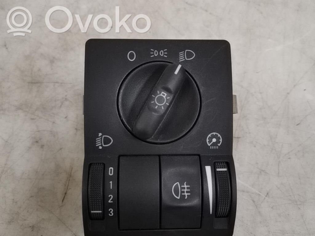 Opel Corsa C Light switch 
