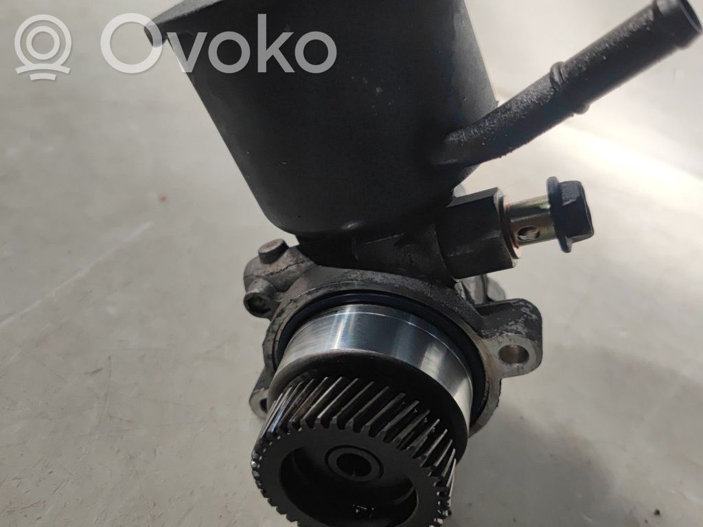 Mazda Premacy Power steering pump 