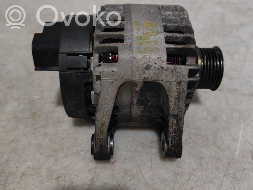 Alfa Romeo 147 Ģenerators 