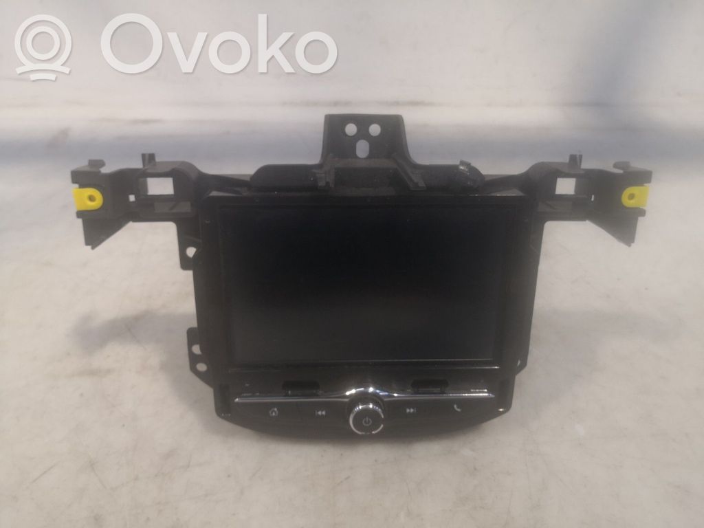 Opel Corsa E Radio/CD/DVD/GPS head unit 