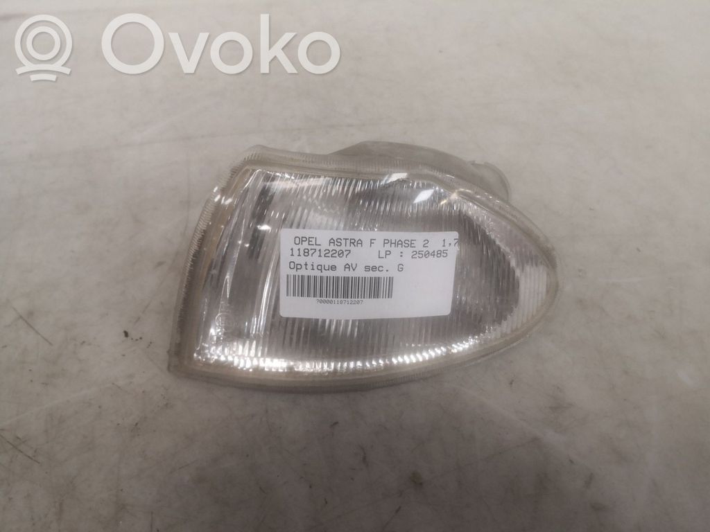 Opel Astra F Front fender indicator light 