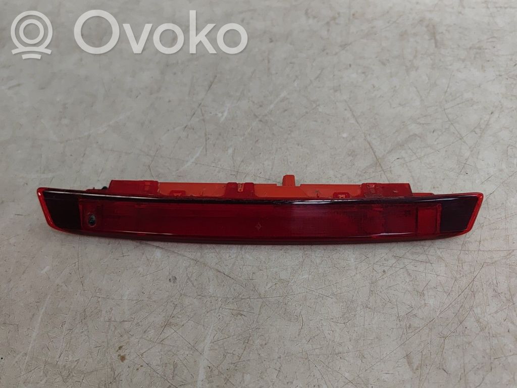 Ford Focus Third/center stoplight 
