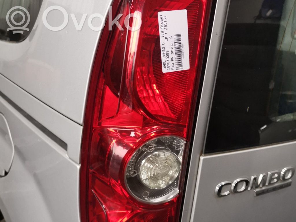 Opel Combo D Rear/tail lights 