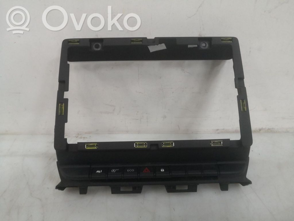 Renault Master III Radiouztvērēja / navigācija dekoratīvā apdare 