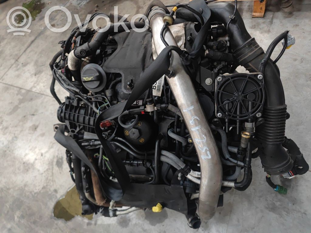 Peugeot 607 Engine 
