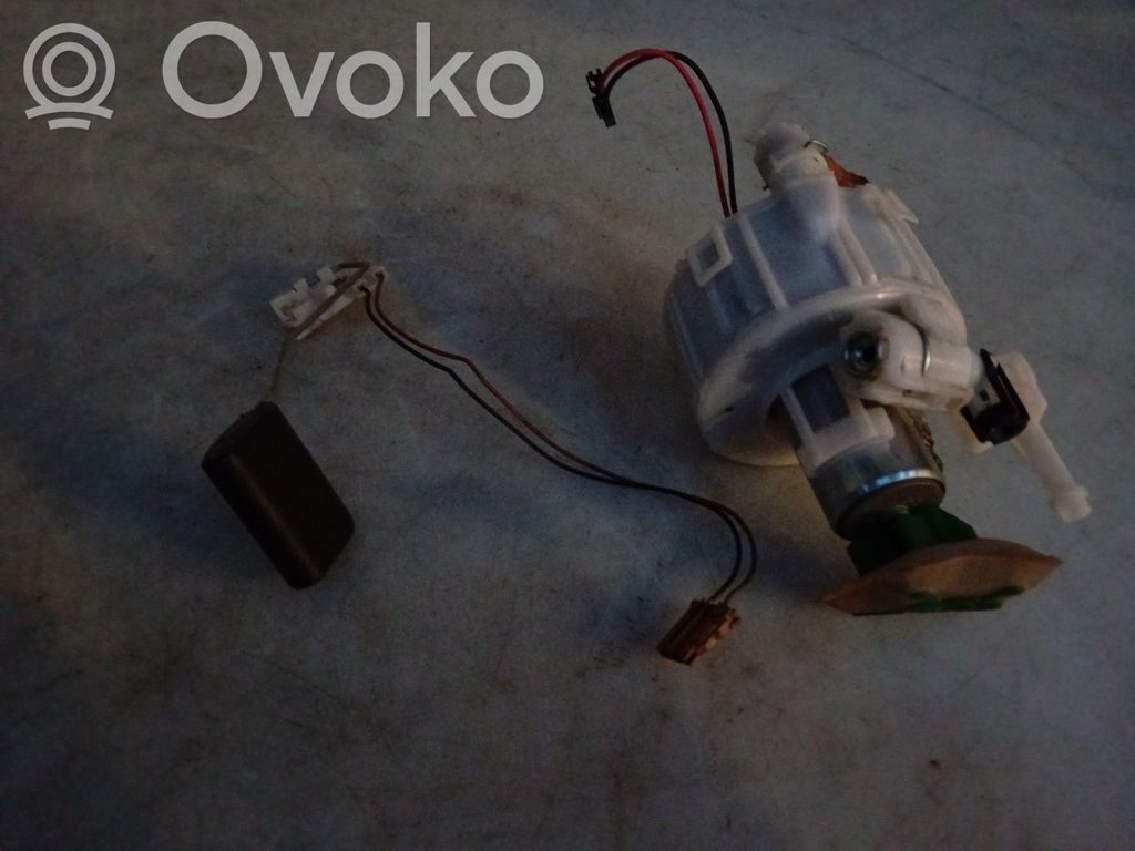 KIA Rio Bomba interna de combustible 