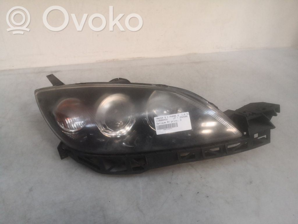 Mazda 3 I Priekinis žibintas 