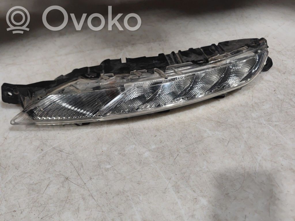 Citroen C4 II Picasso Lampa LED do jazdy dziennej 
