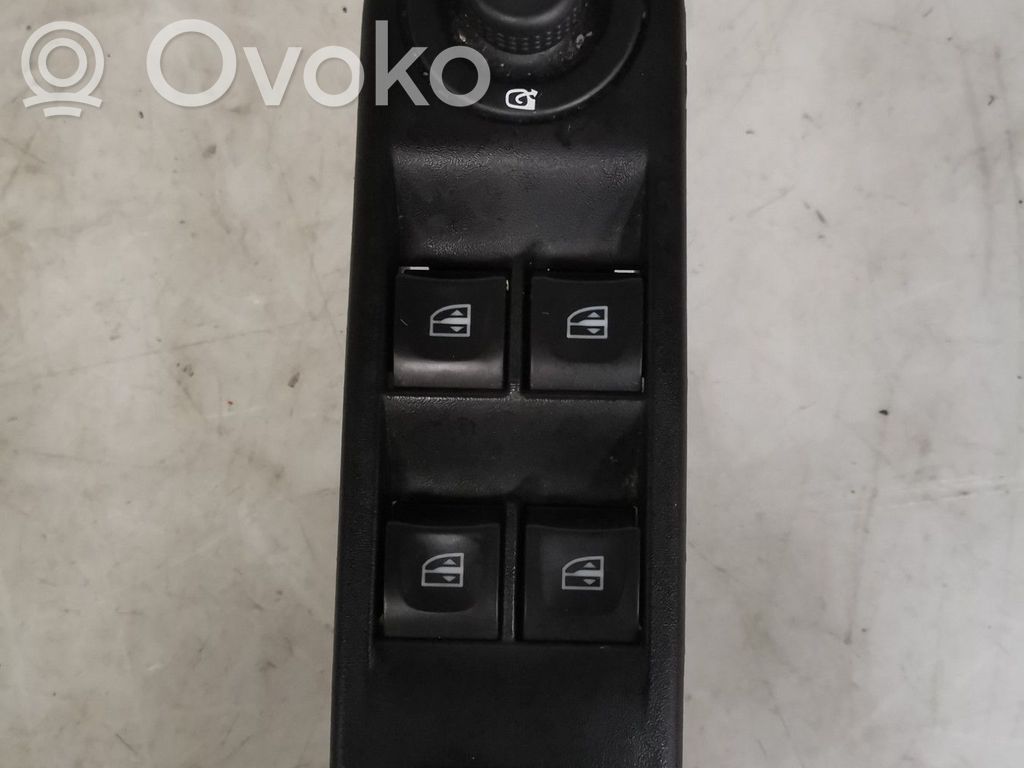 Electric window control switch   254112588R