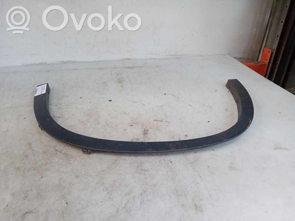 BMW X1 E84 Priekšējās arkas apdare 