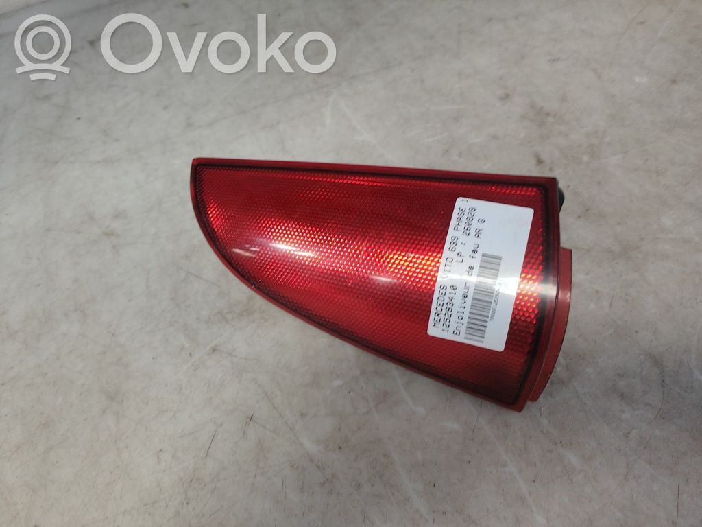 Mercedes-Benz Vito Viano W639 Listwa pod lampę tylną 