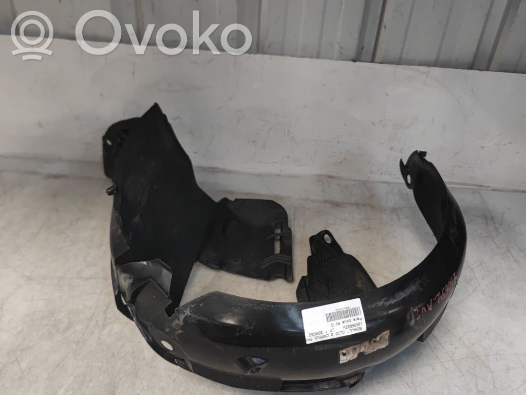 Renault Clio II Nadkole przednie 