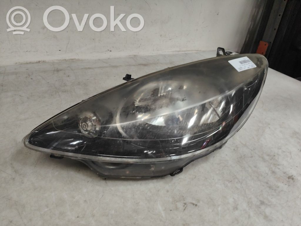 Peugeot 1007 Lampa przednia 