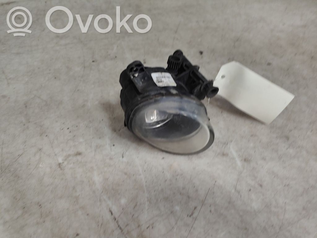 Luz de niebla delantera   8T0941699E
