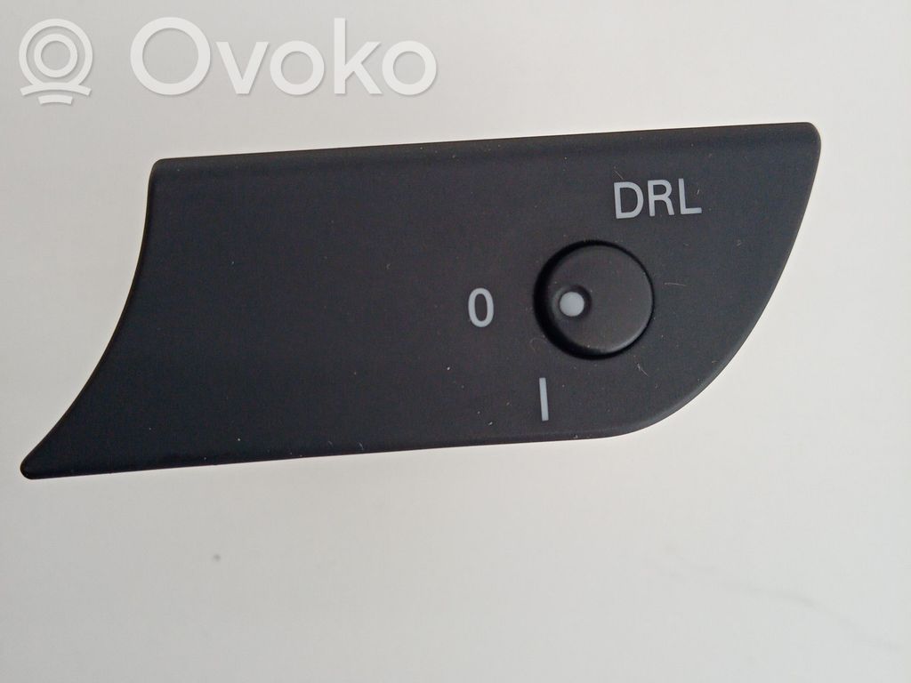 Botón interruptor de luz de peligro   8E1919094,0168452