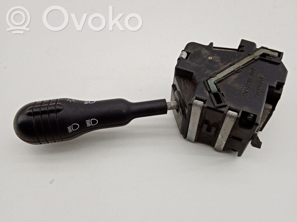 Renault Twingo I Pyyhkimen/suuntavilkun vipukytkin 