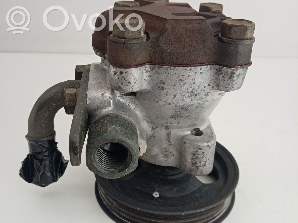 Hyundai Accent Ohjaustehostimen pumppu 