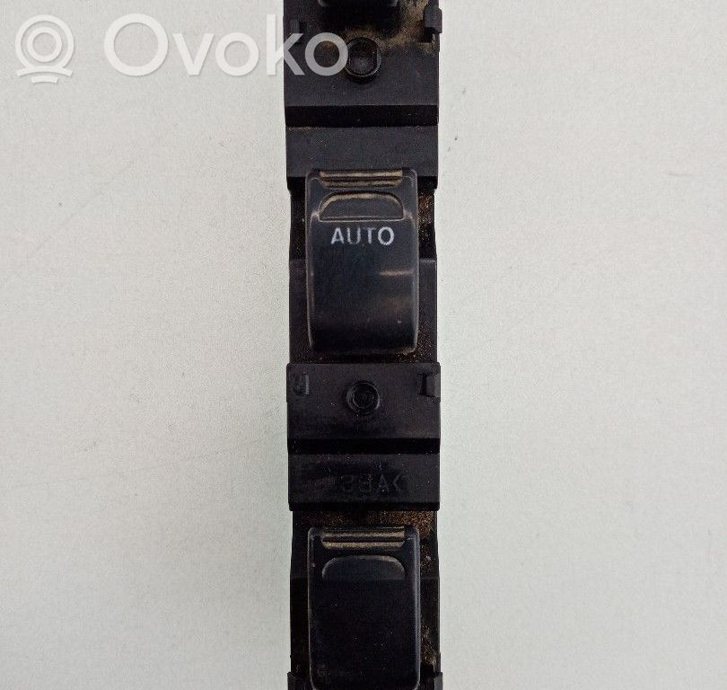 Electric window control switch   C8HS22T01B,3799081A20OMRON