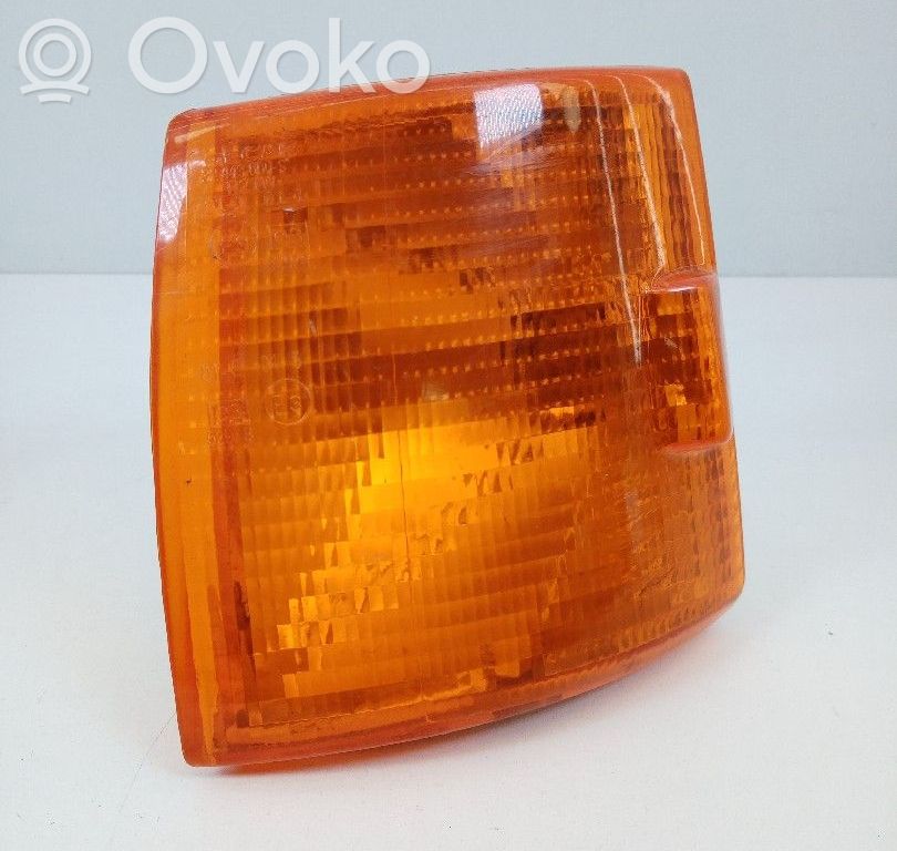 Volkswagen Transporter - Caravelle T4 Front bumper turn signal 