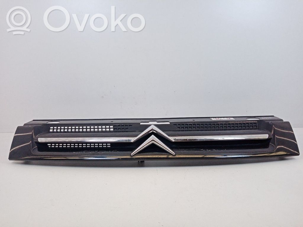 Grille de calandre avant   9644758177,9644757977