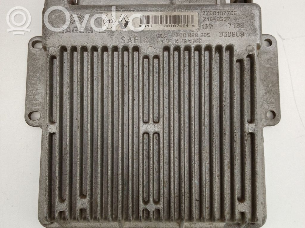 Renault Clio I Engine control unit/module 
