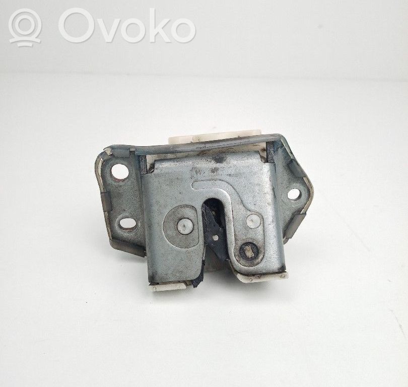 Suzuki Swift I Tailgate exterior lock 