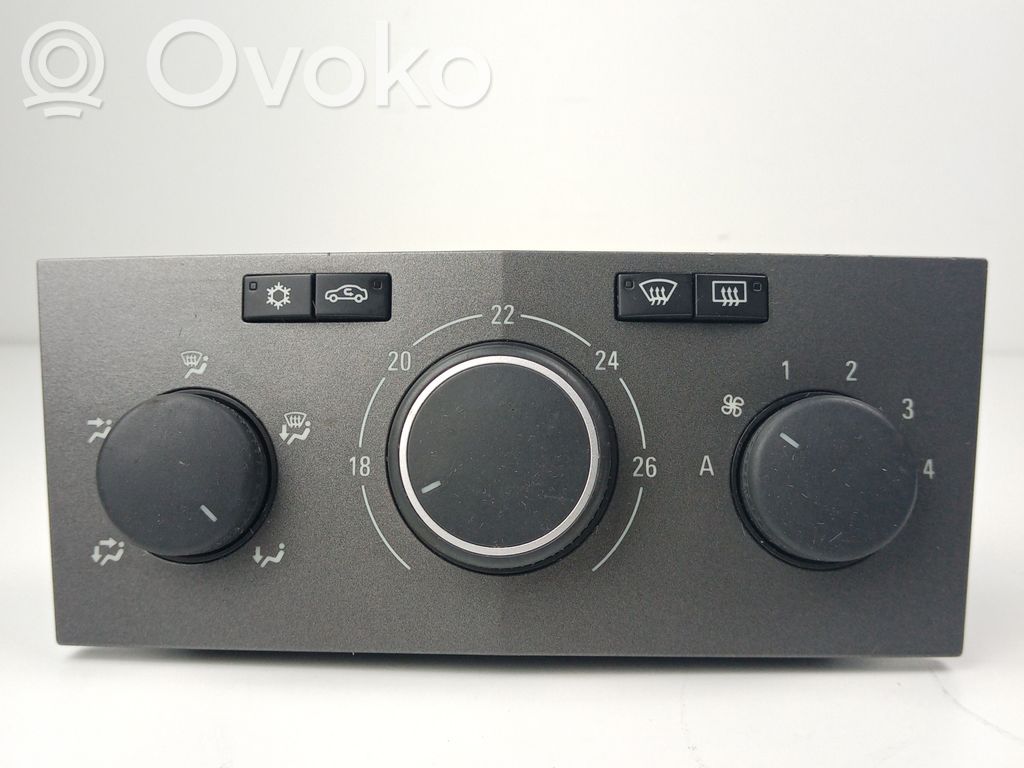 Opel Astra H Climate control unit 
