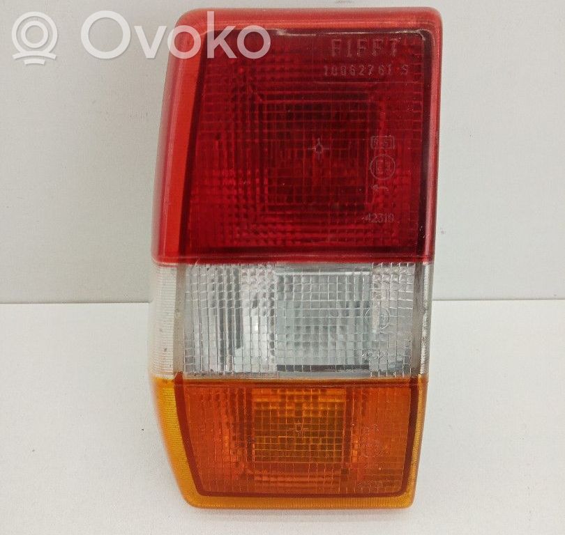 Ford Fiesta Lampă spate în capacul portbagajului 
