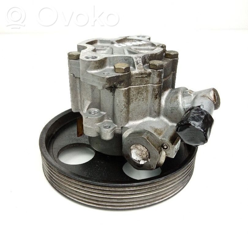 Peugeot 806 Power steering pump 