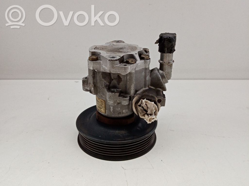Volkswagen Polo III 6N 6N2 6NF Power steering pump 