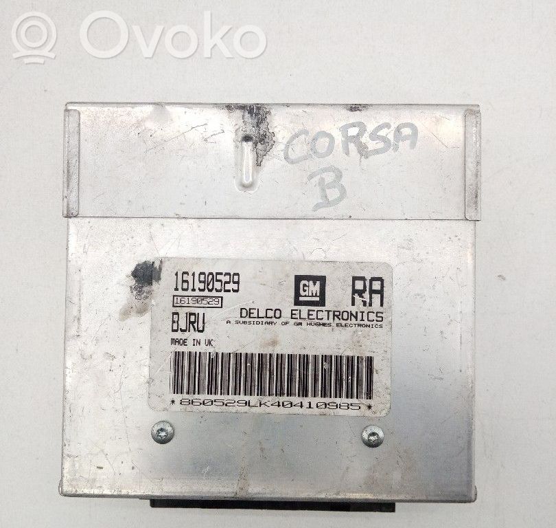 Opel Corsa B Engine control unit/module 