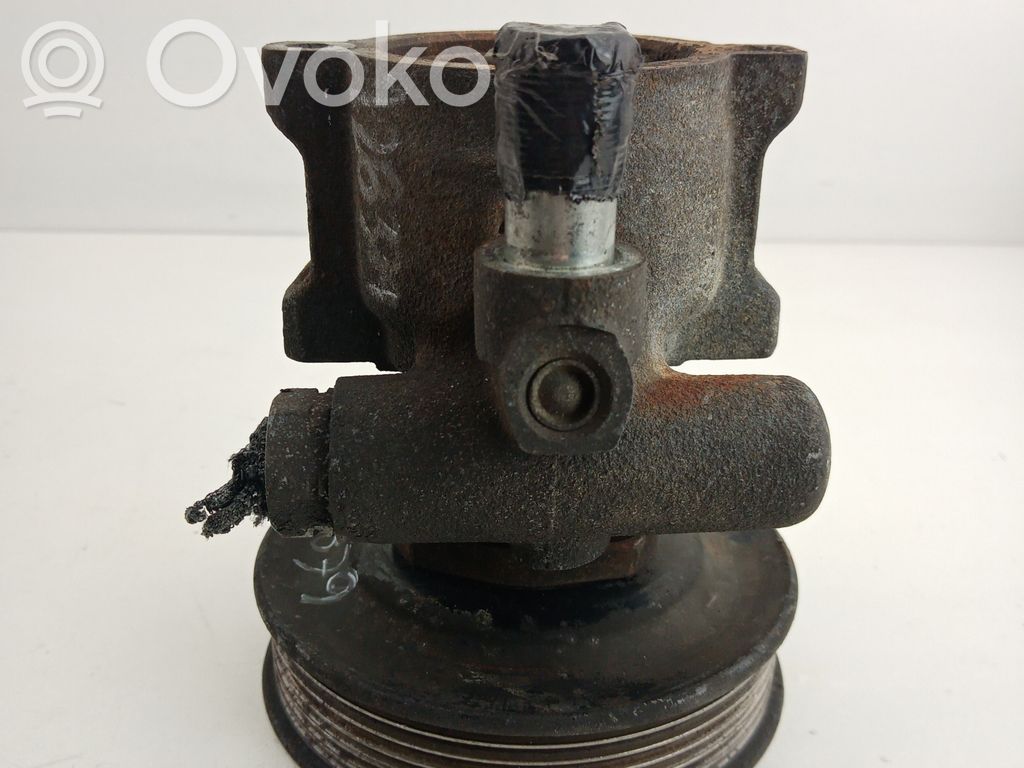 Ohjaustehostimen pumppu   1J0422154C