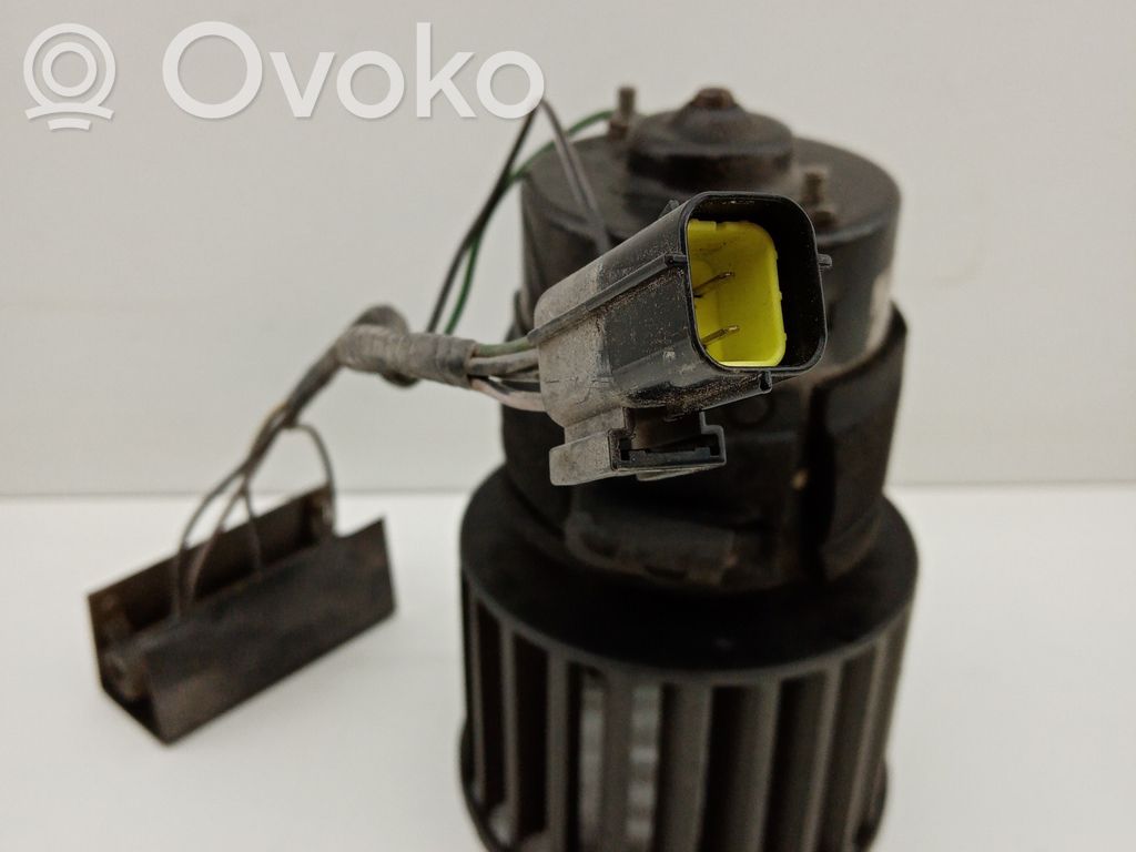 Mazā radiatora ventilators   REF